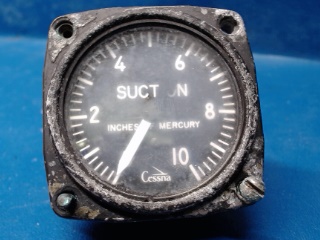 S1414N1 Cessna - Instrument - Suction Gauge (Cloudy Face See Photos)